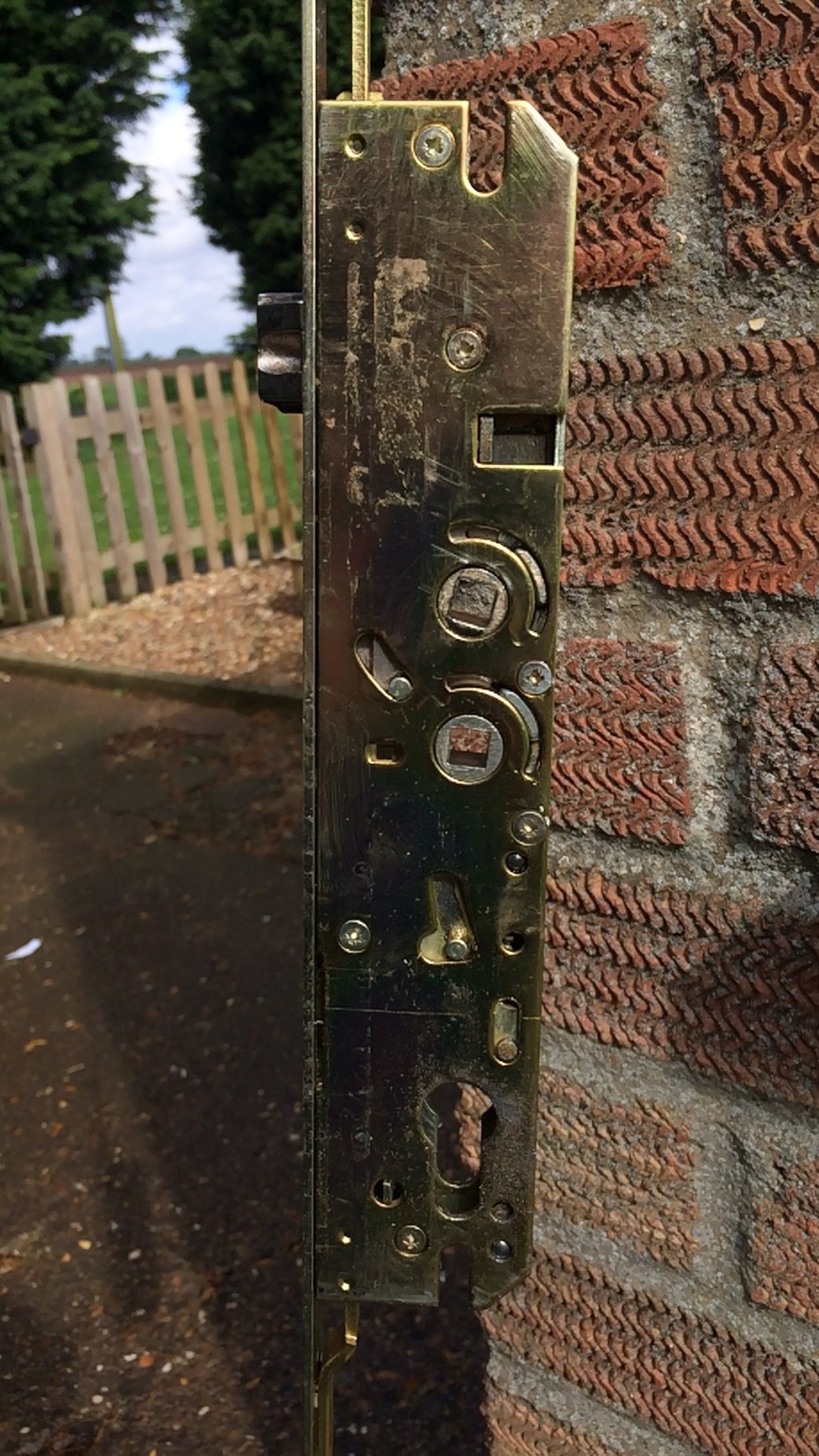 Faulty Door Mechanism in Sutton Bridge.